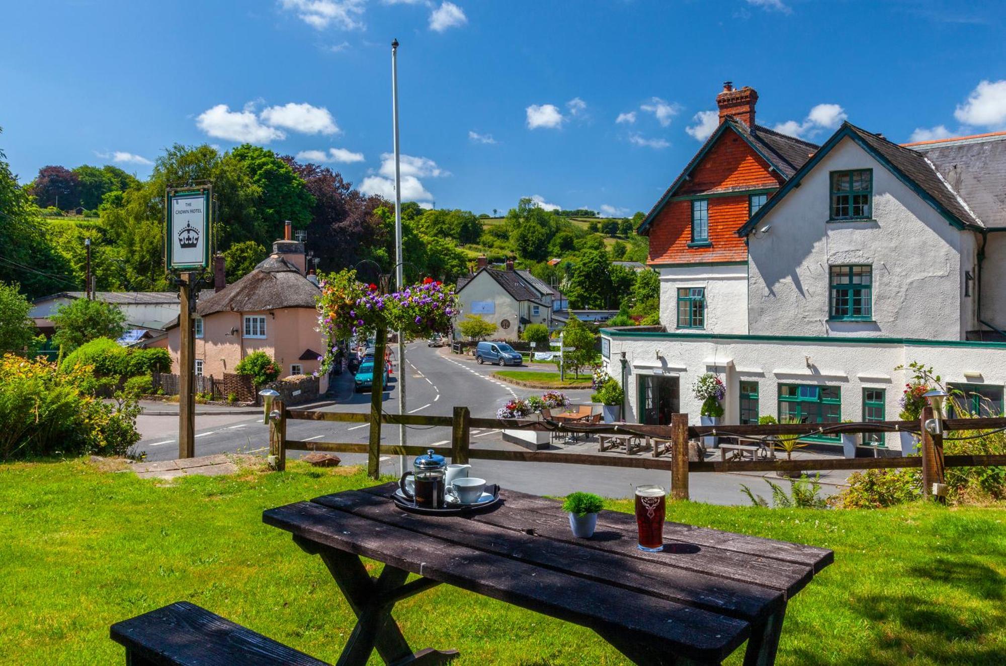 The Crown Hotel Exford Buitenkant foto